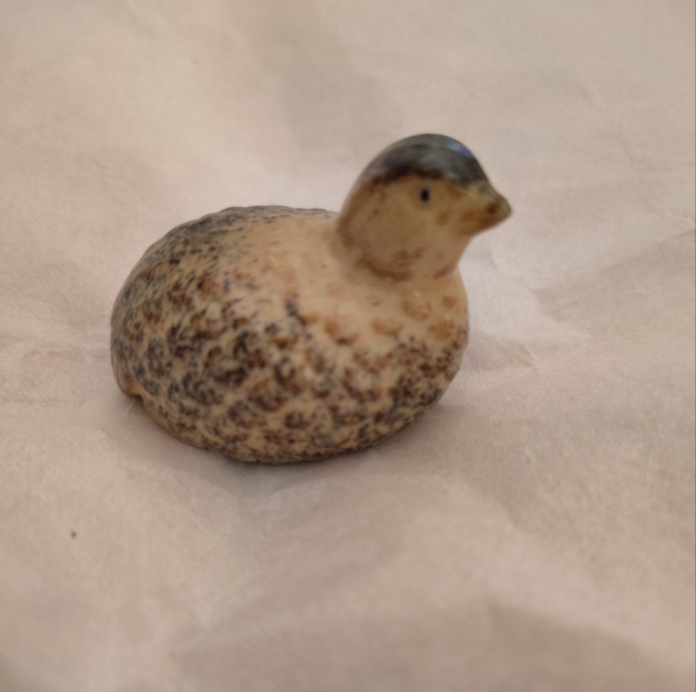 Vintage Mid-20th Century Small Ceramic Quail Figurine